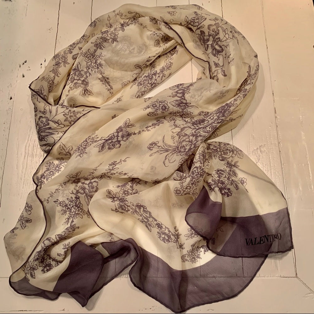 Valentino scarf